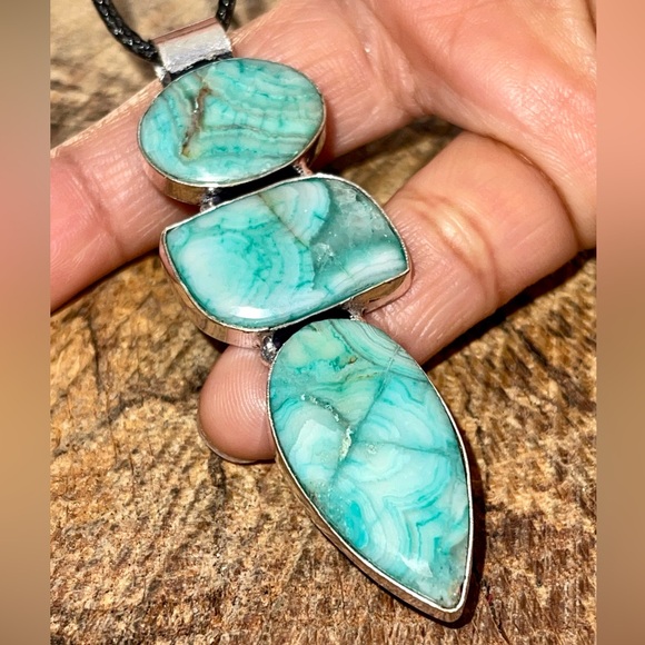 Dyed Blue Green Lace Agate Pendant 2 7/8” - Picture 6 of 9